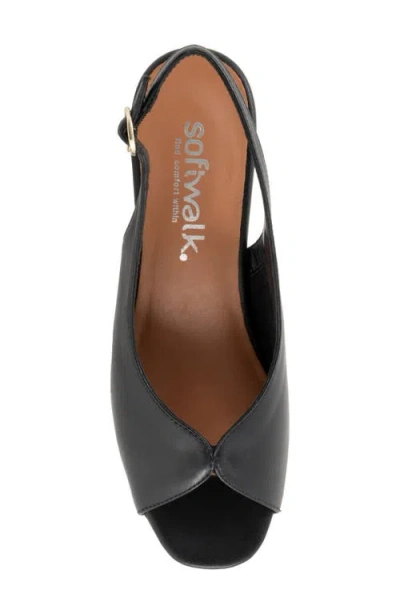 Softwalk Lakewood Sandal In Black