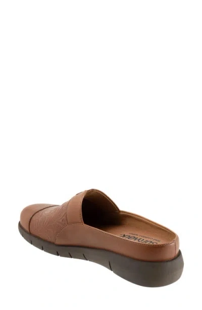 Softwalk San Marcos Tooling Mule In Luggage