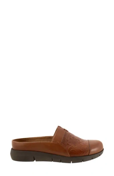 Softwalk San Marcos Tooling Mule In Luggage