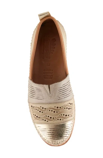 Spring Step Highwest Flat In Gold Multi