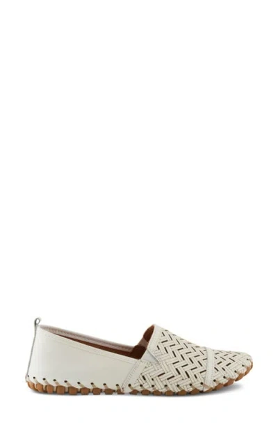 Spring Step Kapri Flat In White
