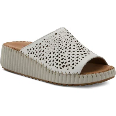 Spring Step Rhydian Wedge Sandal In White