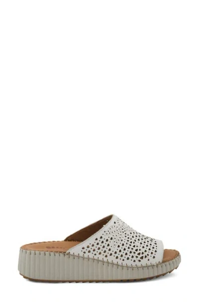 Spring Step Rhydian Wedge Sandal In White