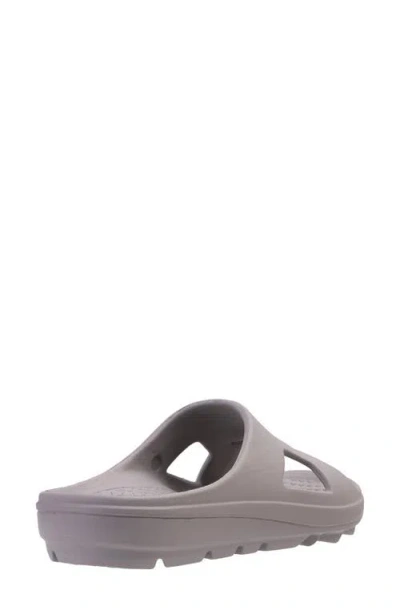 Revitalign Fusion Strive Slide Sandal In Grey