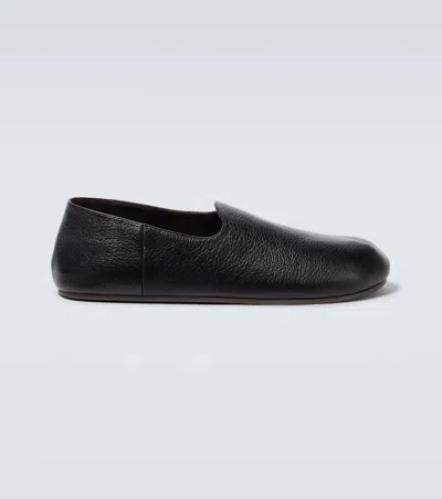The Row Slip-on Hugh In Pelle Nera Uomo In Black