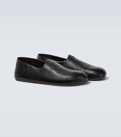 The Row Slip-on Hugh In Pelle Nera Uomo In Black