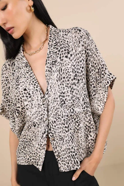 Lulus Island Style White Leopard Print Button-up Short Sleeve Top In White