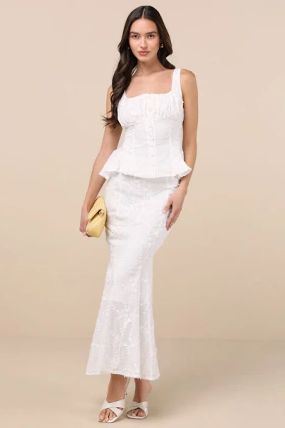 Extro & Vert Bella White Embroidered Button-front Top In White