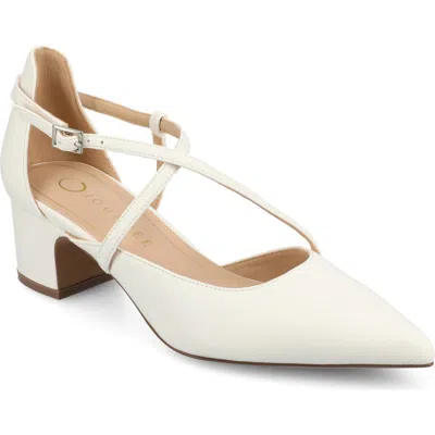 Journee Collection Galvinn Womens Pointed Flat Heel Pumps In White