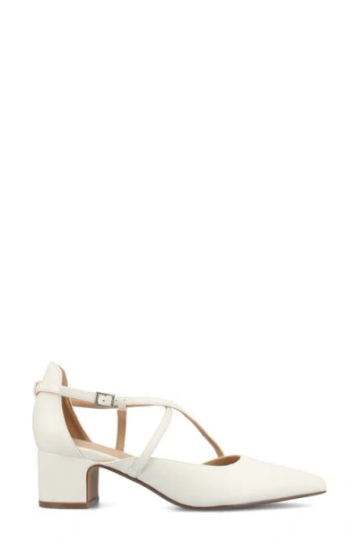 Journee Collection Galvinn Womens Pointed Flat Heel Pumps In White