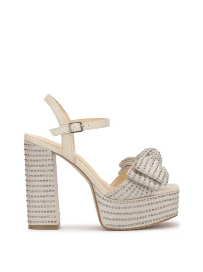 JESSICA SIMPSON LOLLIEN PLATFORM IN SOFT IVORY 