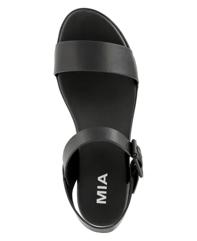 Mia Women's Kayci Platform Round Toe Sandals In Black