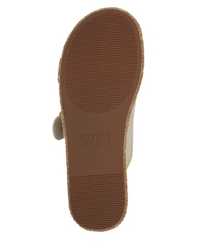 Mia Women's Mieko Seashell Platform Sandals In Beige In White