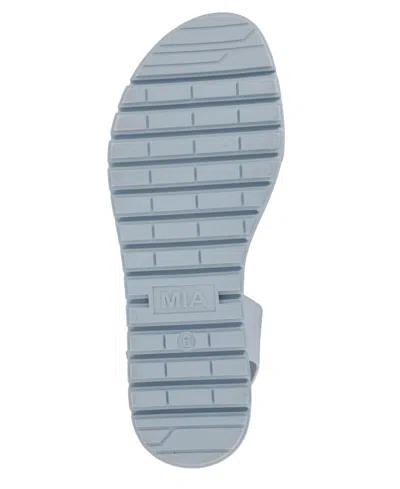 Mia Women's Kayci Platform Round Toe Sandals In Blue