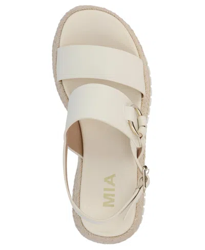Mia Women's Yuna Round Toe Wedge Sandals In Bone