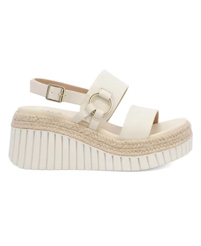 Mia Women's Yuna Round Toe Wedge Sandals In Bone