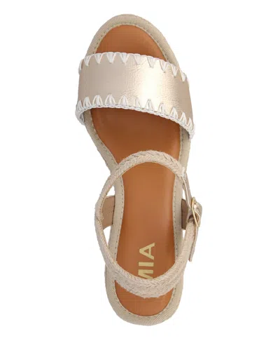Mia Women's Becky Round Toe Wedge Sandals In Natural,gold