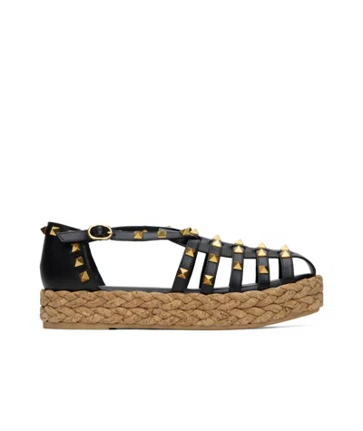 Valentino Garavani Valentino Rockstud 30 Leather Platform Sandal In Black