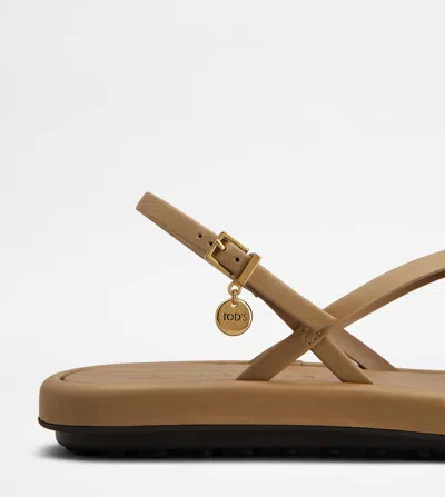 Tod's Sandals In Leather In Brown