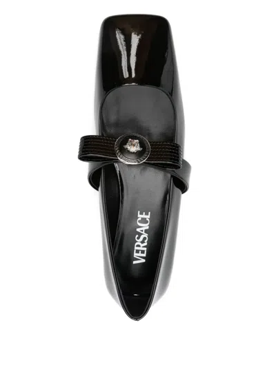 Versace 20mm Gianni Ribbon Patent Leather Flats In Black