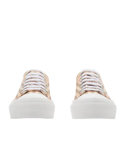 Burberry Lf Jack Low Sneakers Synthetic Teacup Check In White