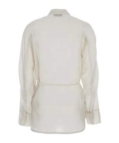 Low Classic White Shirt With Classic Collar And Rear Strap In White