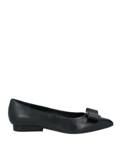 Ferragamo Zeri Bow-embellished Leather Point-toe Flats In Black