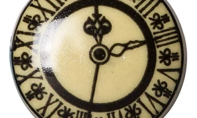 Kinetic 12-pack Knobs In Cream Clock