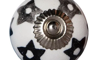 Kinetic 8-pack Knobs In Black Stars