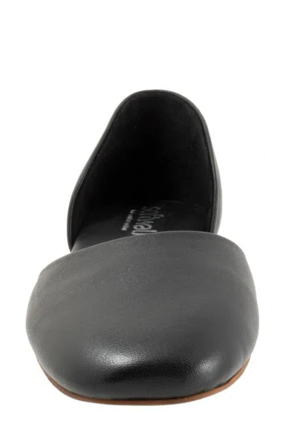 Softwalk Kamari Flat In Multi