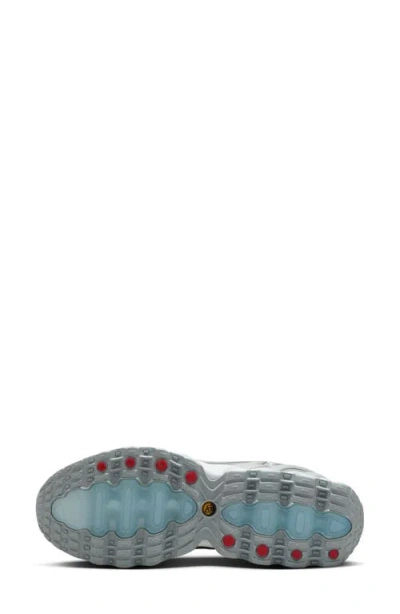 Nike Air Max Dn8 Sneakers In Gray