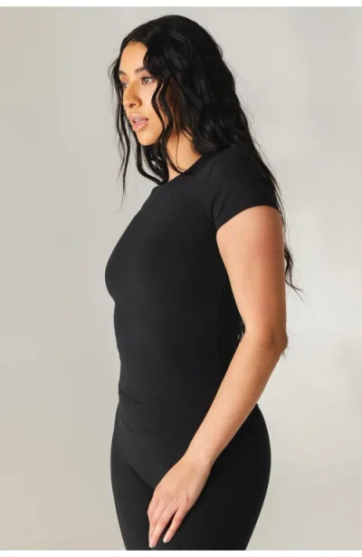 Vitality Basis Full Tee In Midnight