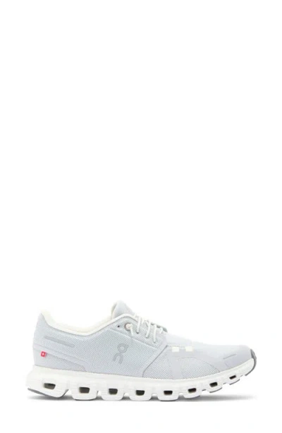 On Cloud 6 Sneaker In Gray