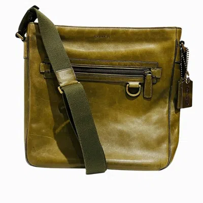 Pre-owned Coach Khaki Leather Shoulder Bag ()