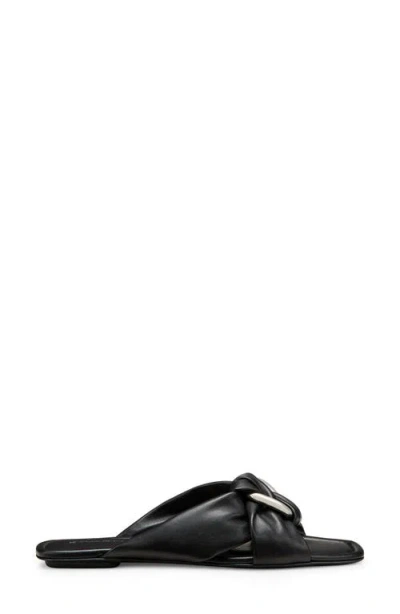 Stuart Weitzman Cece Twisted Leather Ring Slide Sandals In Black