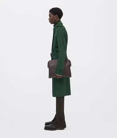 Bottega Veneta Large Intrecciato Calf Leather Clutch In Black