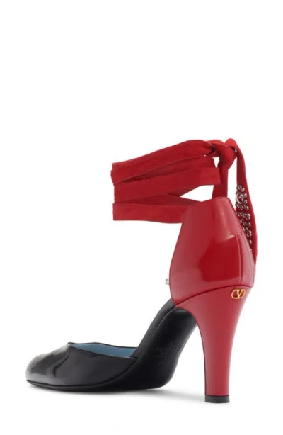 Valentino Black And Red Foliefoliage Décolleté In Black