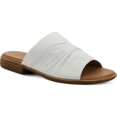 Spring Step Jaleel Slide Sandal In White