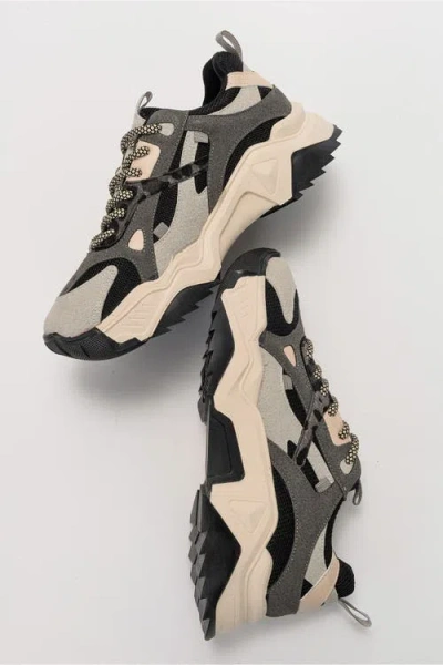 Forever & Always Shoes Loretta Platform Sneakers In Black Gray