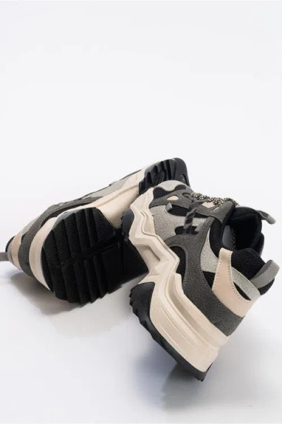 Forever & Always Shoes Loretta Platform Sneakers In Black Gray