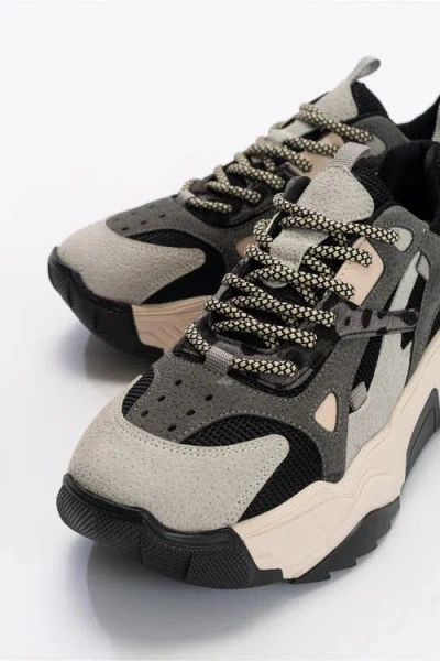 Forever & Always Shoes Loretta Platform Sneakers In Black Gray