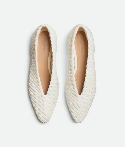 Bottega Veneta Mini Lido Intrecciato Leather Ballerina Flats In White