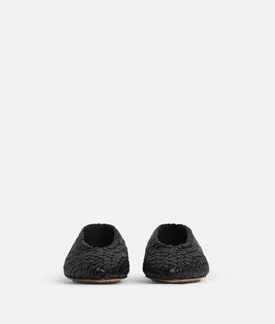 Bottega Veneta Sofia Intrecciato Leather Point-toe Flat In Black