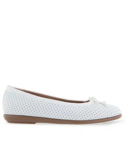 Aerosoles Women's Homebet Ballet Flats In White Perf