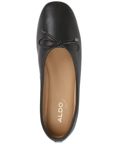 Aldo Joselie In Black