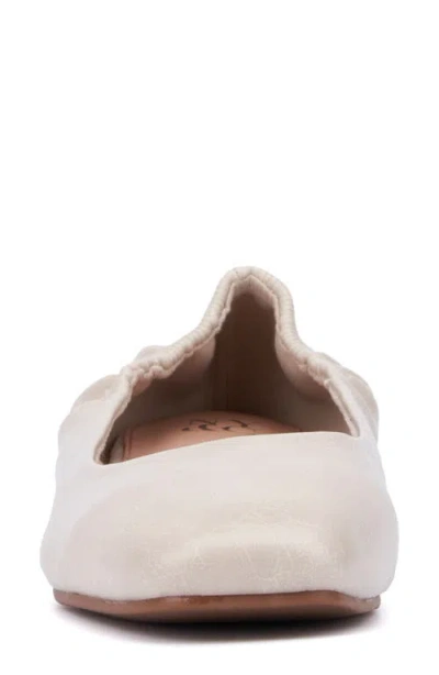 New York And Company Paris Womens Square Closed Toe Ballet Flats In Metallic