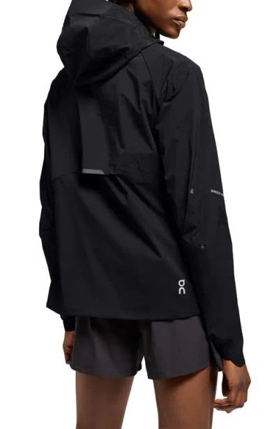 On Core Hooded Packable Running Jacket In Black