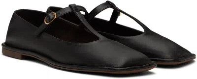 The Row Pointed T-strap Flat Shoes In Smooth Lamb Leather In White