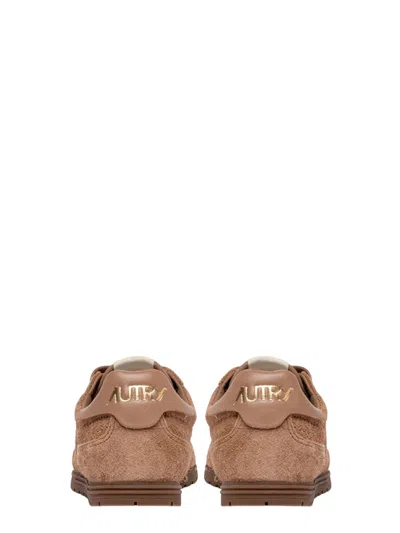 Autry 'windspin Low' Brown Sneaker With Logo On The Side And On The Heel