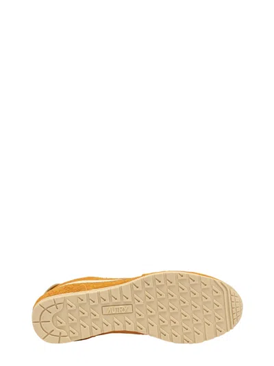 Autry 'windspin Low' Yellow Sneaker With Logo On The Side And On The Heel In Orange